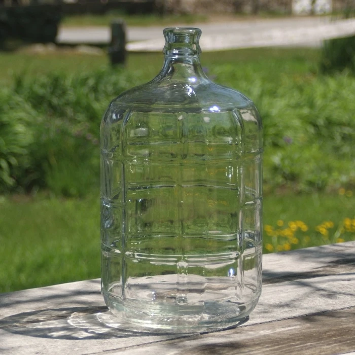3 Gallon Italian Glass Carboy 2 3 Gallon Italian Glass Carboy - Image 2