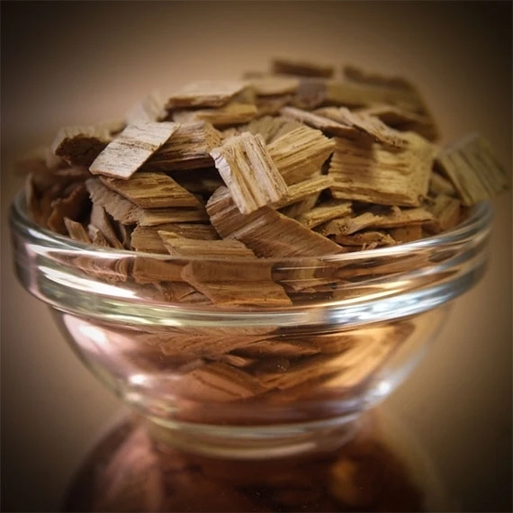 Oak Chips, Light Toast, American Oak (1 Lb.) 1 Oak Chips, Light Toast, American Oak (1 Lb.)
