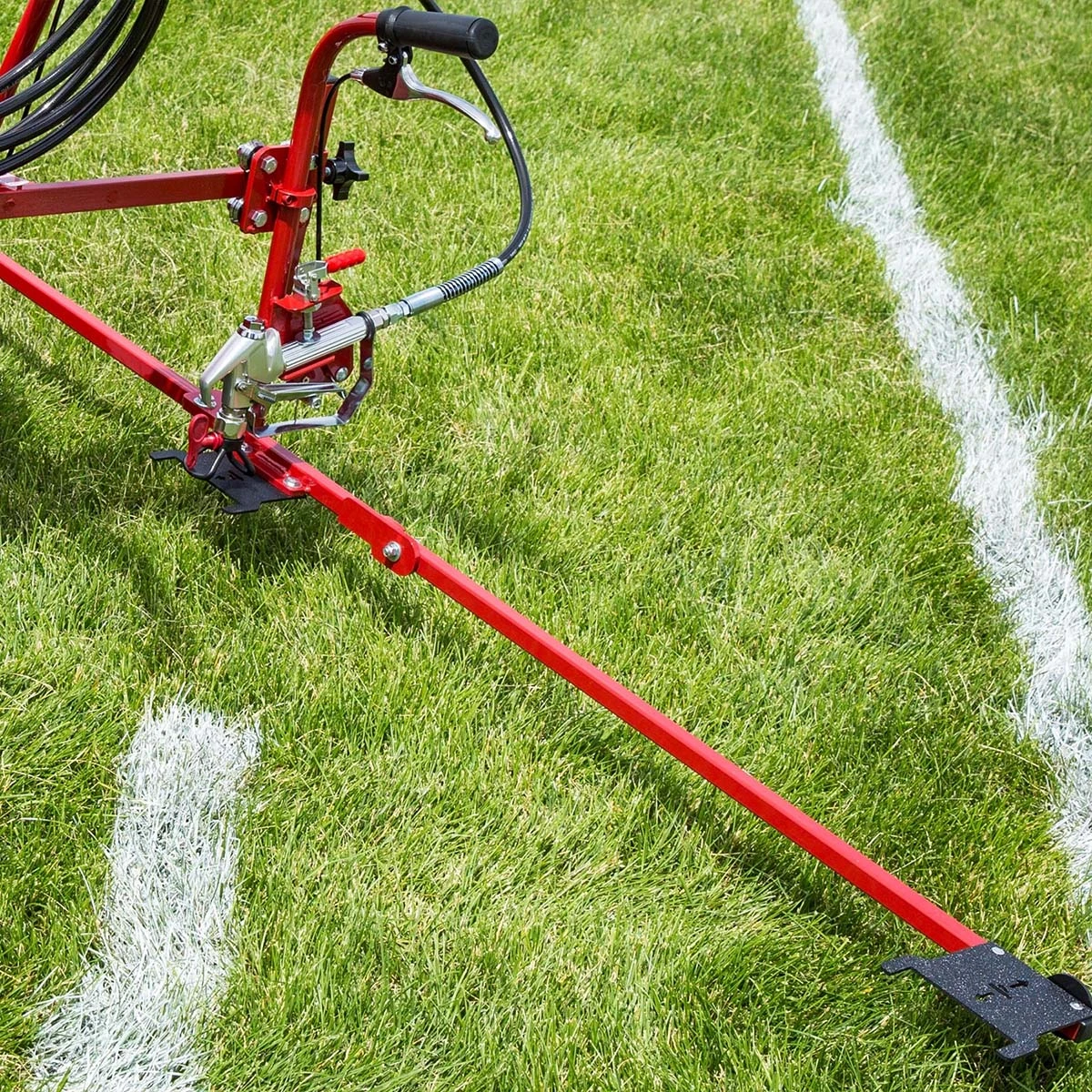 Hashmark-Master™ II Hash Mark Painter, High Pressure 2 Hashmark-Master™ II Hash Mark Painter, High Pressure - Image 2